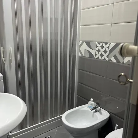 Lacasinadisofisa * Neapol